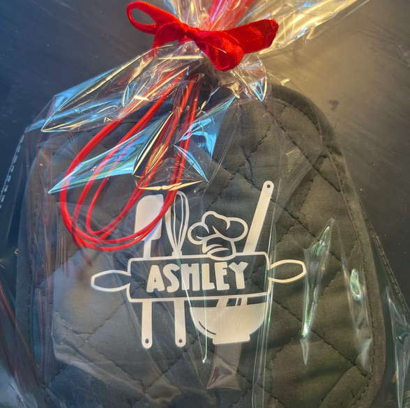 Personalized Potholder with Whisk
